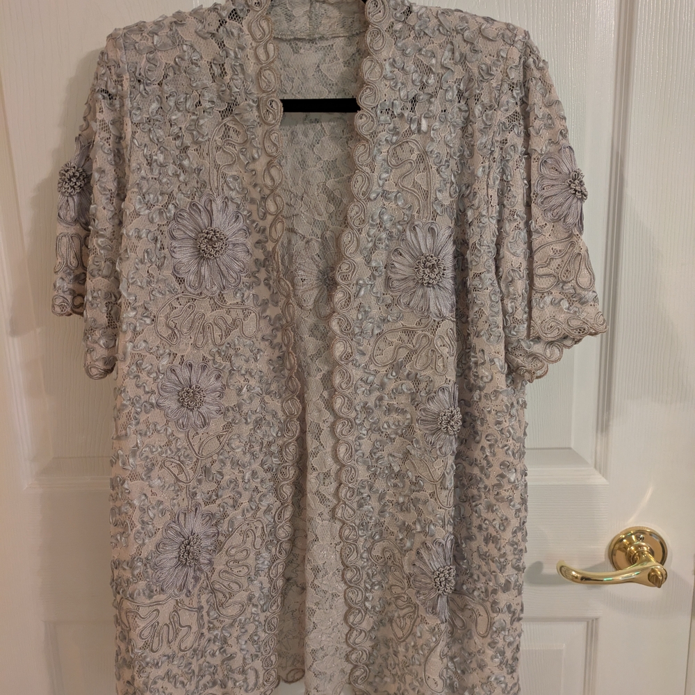 Elegant Floral Lace Cardigan